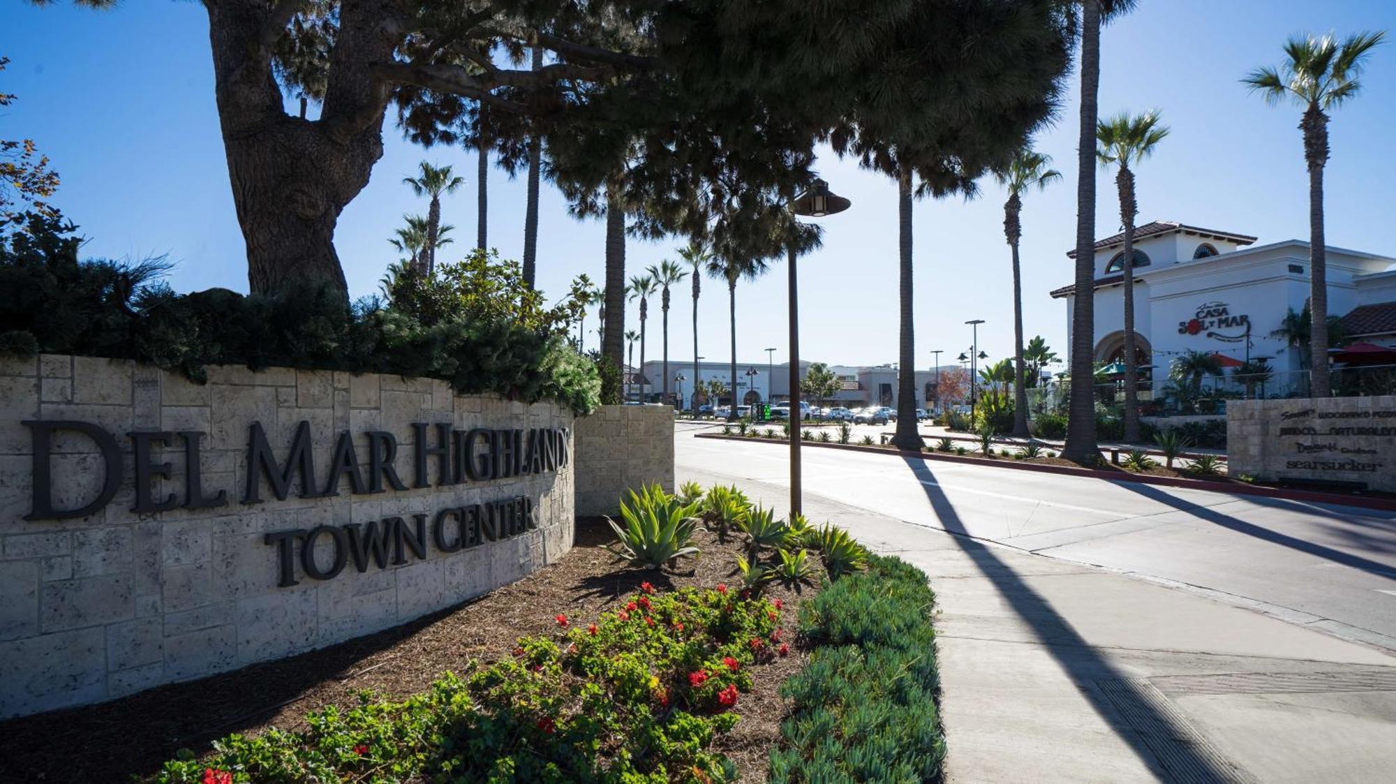Doubletree By Hilton San Diego Del Mar מראה חיצוני תמונה