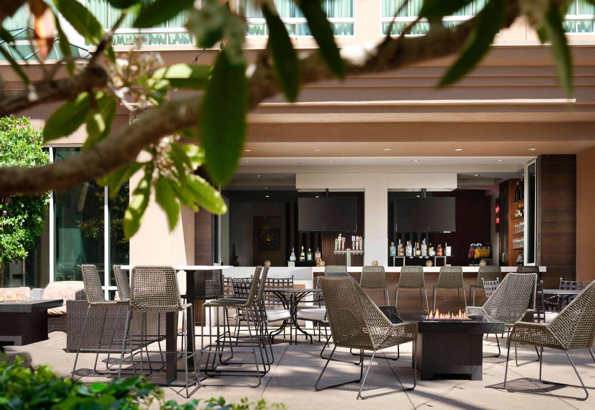 Doubletree By Hilton San Diego Del Mar מראה חיצוני תמונה