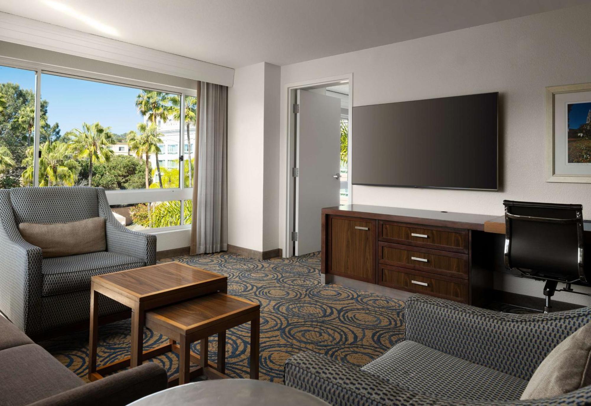 Doubletree By Hilton San Diego Del Mar מראה חיצוני תמונה